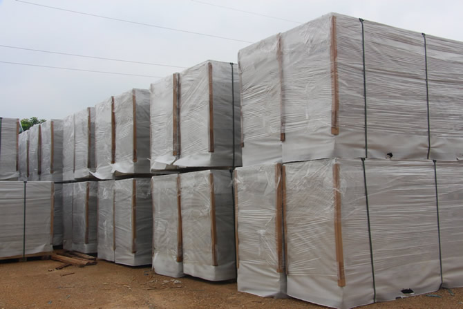 湖北輕質隔墻板價格，湖北輕質隔墻板，武漢隔墻板價格，武漢輕質隔墻板設備，湖北輕質隔墻